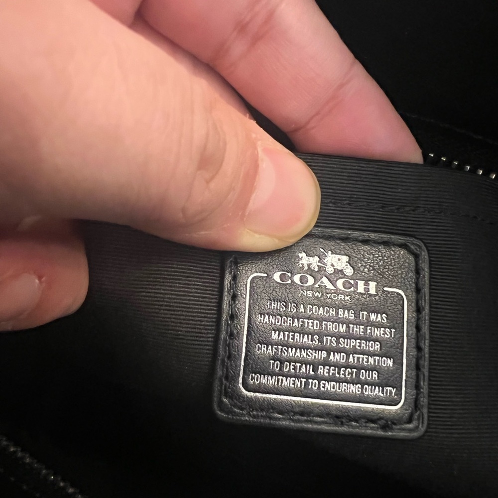 Coach Blake Carryall 25 Bag - Picture 4 of 7
